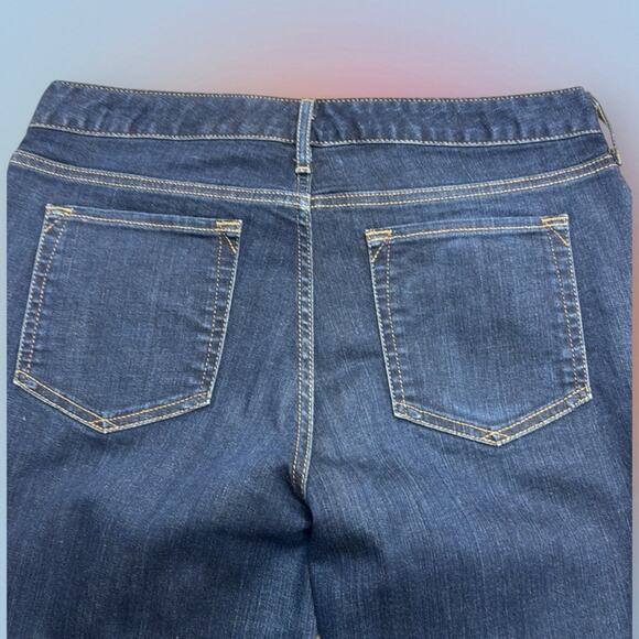 EDDIE BAUER Women's 10 CURVY BOOTCUT Blue Jeans - Picture 3 of 4